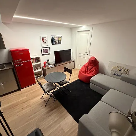 Апартаменты Loft Con Giardino Privato A Милан