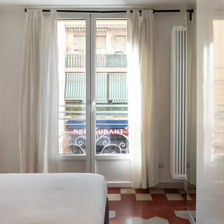 Characteristic One Bedroom Columns Of San Lorenzo *