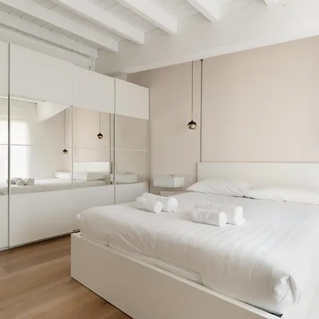 Guesthost - Cozy Porta Vittoria Area Apartamento Milão