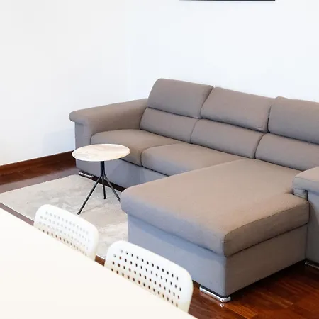 Sky Garden - Private Garage * Milan