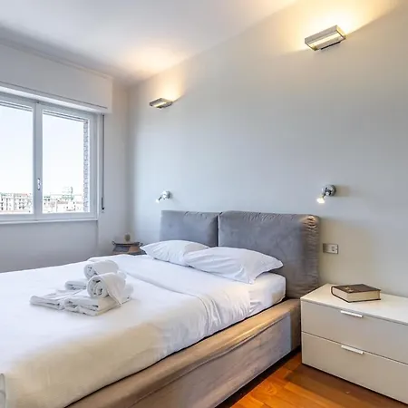 Appartamento Porta Venezia M1 - Design In The Heart Of *