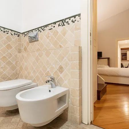 Guesthost - Comfy Flat Near Ospedale Policlinico Apartment Milan