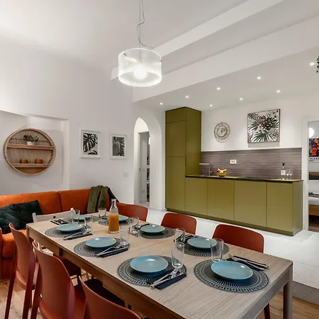 Stayeasy Station - Cozy 3 Bedrooms 3 Baths * Milão