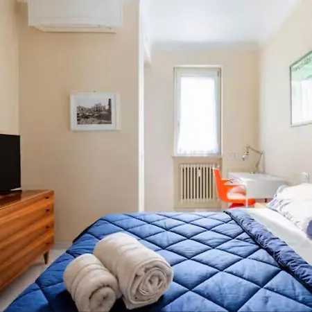 Arrivasti Stays, Spacious In Centre Апартаменты Милан