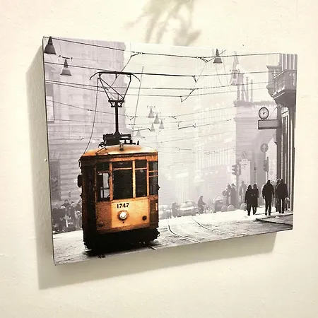 Little Italy V *
