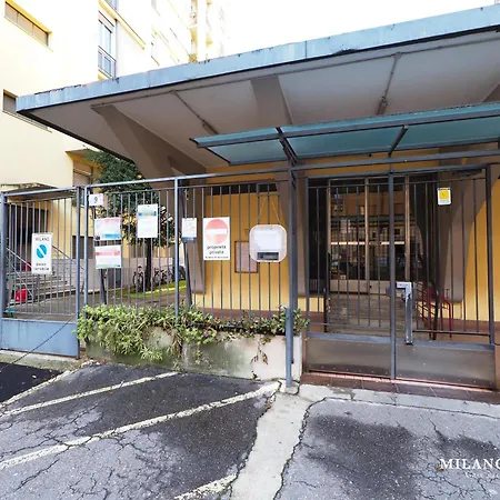 Apartman Porta Vittoria - *