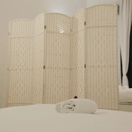 Bwr - Bilocale Centro Milano, Arpesani 3 * Milano