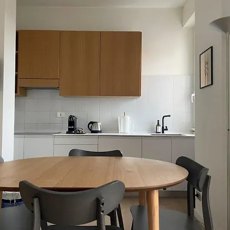 Design And Comfort In West * Milan