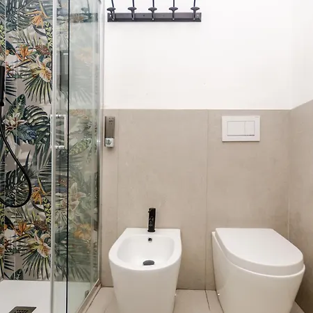 Lejlighed Costanza Home, Moderno Ed Elegante Nel Cuore Della Citta Di Milano, Nuova Metro Blu, Comodo Per Duomo, San Siro E Rho Fiera Milano