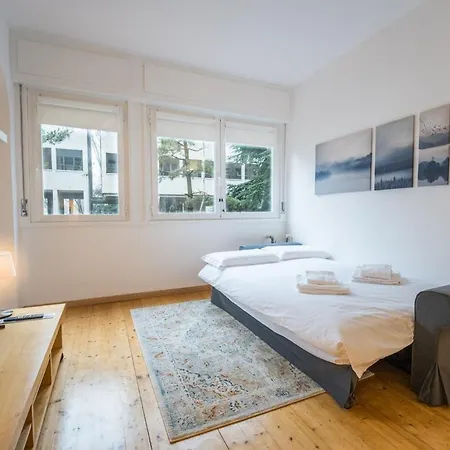 2 Min To Metro, 8 Min To Rho Fair Apartmán Milán