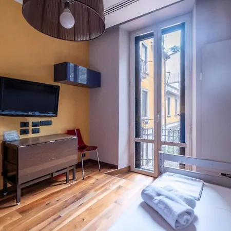 Appartamento Scipioni Metro Grand – 8 Guests Wi-fi *