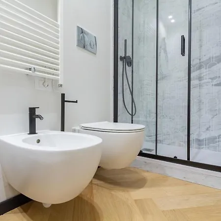 Апартаменты Boutique Flat Steps From Duomo