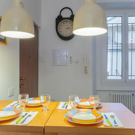 Chic Retreat - New Bright Apartamento