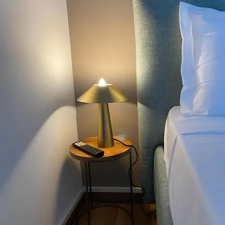 11 Apartment