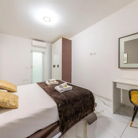 Apartament Porta Venezia 6 Posti Letto, Ampio Con Wifi Mediolan