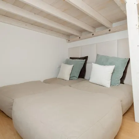 Porta Venezia - Castaldi - Bilocale Con Letto Soppalcato Апартаменты