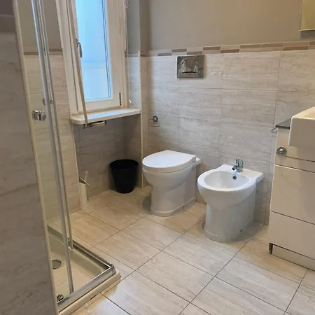 Easy Italy Duomo * מילאנו