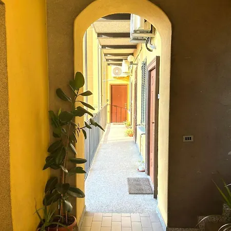 Eclecticjungle - Martini's Home, *