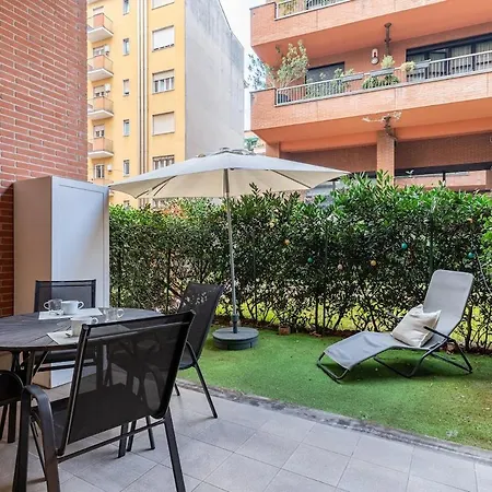 Apartman Modern Loft With Projector E Private Garden, Station Milánó
