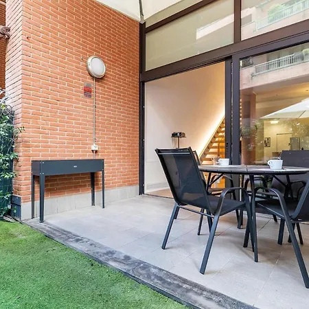 Modern Loft With Projector E Private Garden, Station アパート ミラノ