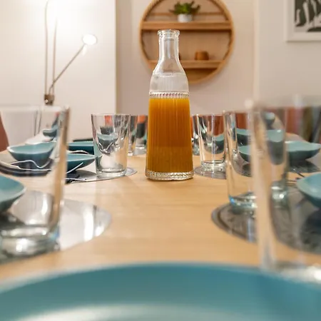 Stayeasy Station - Cozy 3 Bedrooms 3 Baths