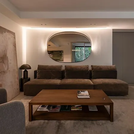 Quiet Luxury Retreat Design & Comfort Al Duomo Mediolan