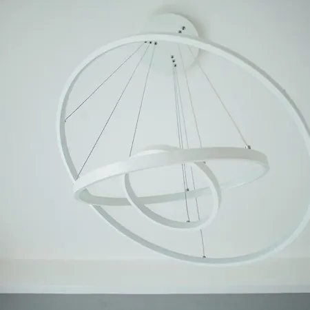 Design And Wellness With Pool And Gym Милан