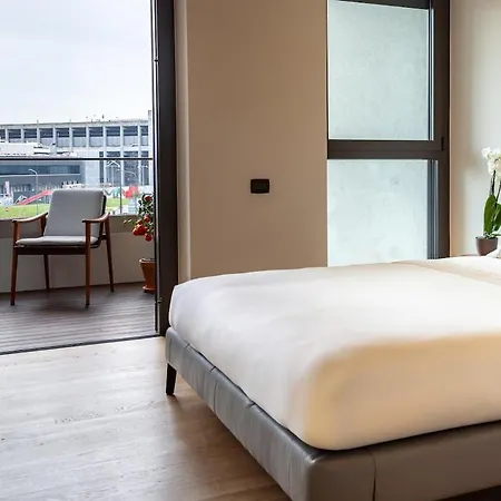 Unit D With View And Terrace * Milano