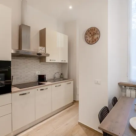 Appartement Entire With Patio In The Isola Area