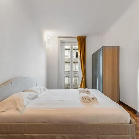 Via Torino Heart -apartment In The Heart Of Lejlighed
