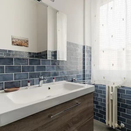 Apartmán Guesthost - Cenisio Cozy Flat Near Mm5 *
