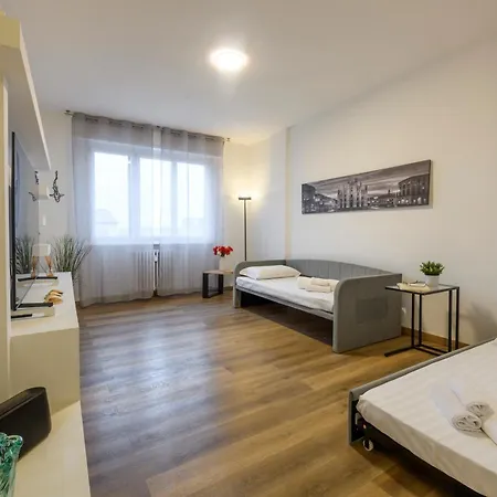 Modica, 16 - Near Iulm Appartamento Milano