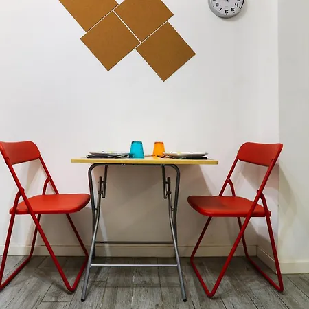 Open Space Con Veranda A Citta Studi Apartment