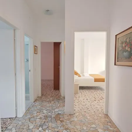 Nora House *