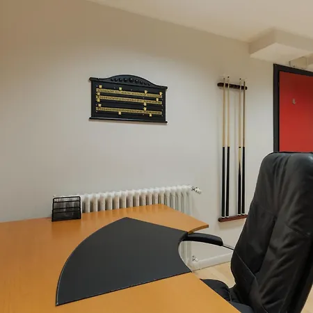 Urban Loft With Pool Table - M3 And Train Station - Duomo In 10 Min شقة *