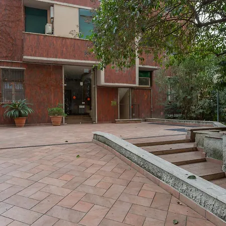 Appartement Comfortable&quiet Near M4 Metro