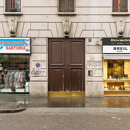 Apartman Modern Apartment Near Metro - Easy Access Duomo
