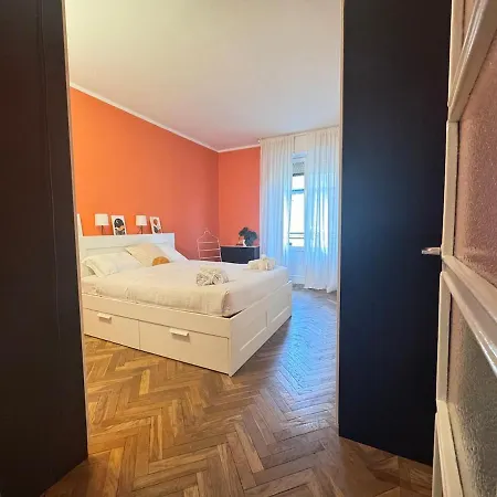 Apartamento Wood Essence - Authentic Large -city Center *