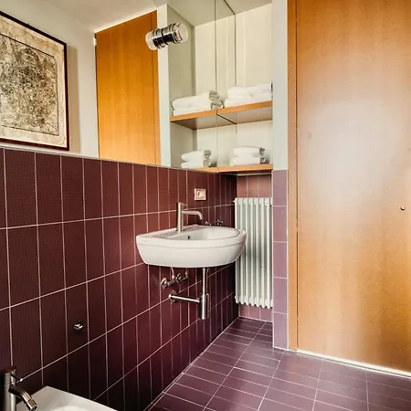 Appartamento Just Urban - Chic Retro 1br -10 Min By Tram To Duomo