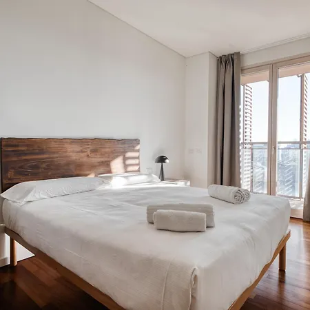 Giaxtower Palestra & Piscina Pure Living Apartment *