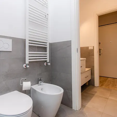 Repubblica Flat Milan