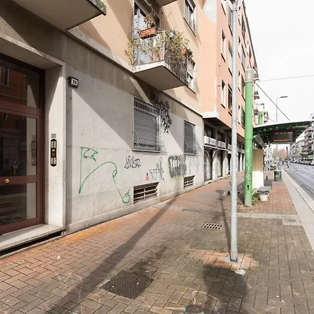 Abbiategrasso - Volvinio - Spazioso Monolocale ميلان