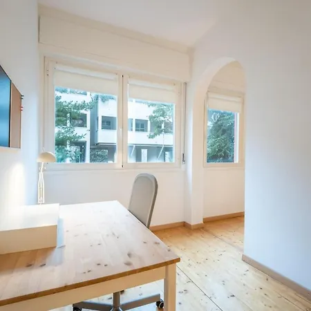 2 Min To Metro, 8 Min To Rho Fair Apartmán *