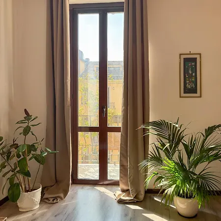 아파트 Artstay Stazione Centrale, 5 Piano, No Ascensore *