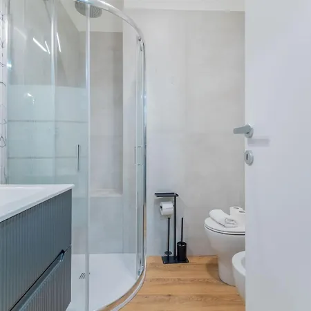 Chic Retreat - New Bright Apartamento