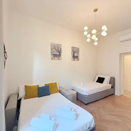 아파트 Bright And Spacious In The Heart Of Citta Studi 밀라노