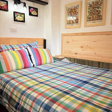 La Casetta, Charming Loft, Downtown 아파트