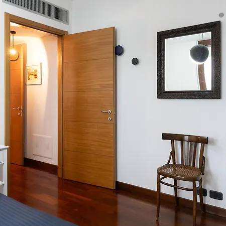 Sky Garden - Private Garage