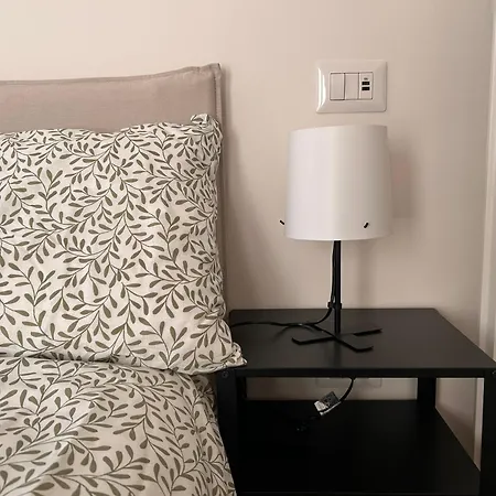 Modern And Bright House 20 Minutes From The Duomo * Milán