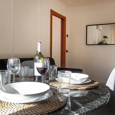Διαμέρισμα Casa Enea Luxury Apartment - Bocconi Navigli - Private Parking *